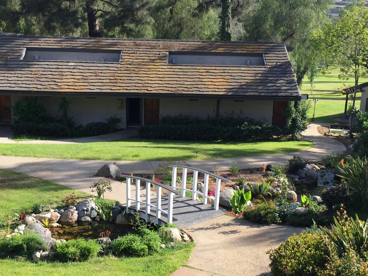 Tuscany Hills Retreat Escondido Exterior photo