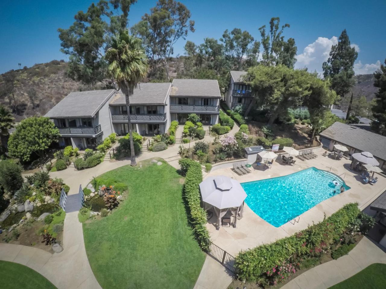 Tuscany Hills Retreat Escondido Exterior photo